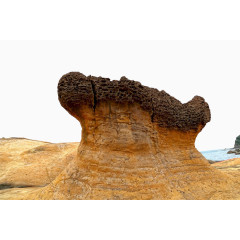 海滩边的怪石二