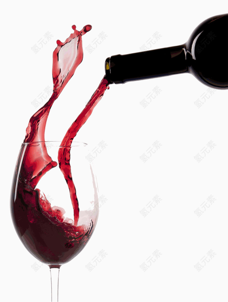 酒瓶倒入酒红色红酒