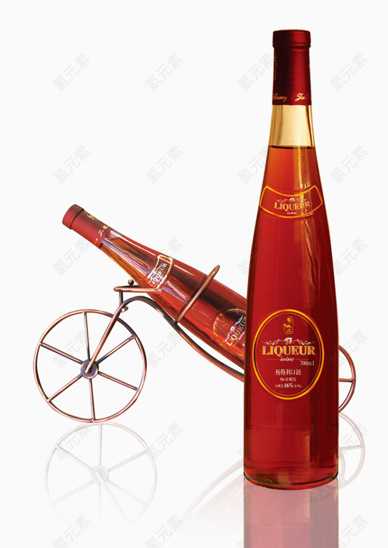 酒架上的杨梅利口酒