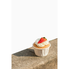 草莓的杯子蛋糕