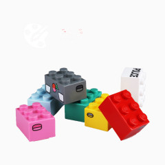 幼儿乐高玩具颜色堆叠