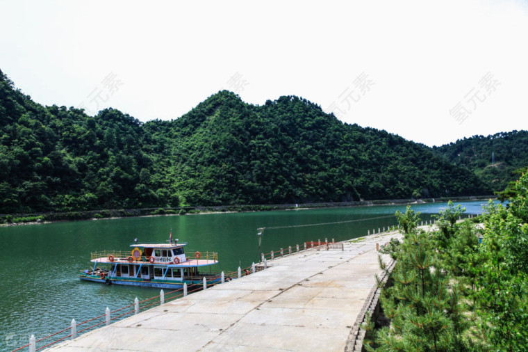 朝鲜妙香山高清图片