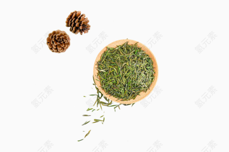 一盘干茶叶和两个松果