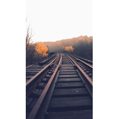 铁路旁边的风景