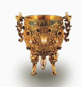 金色三足鼎