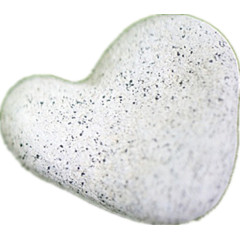 爱心石头