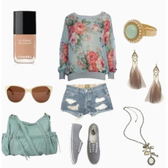 破洞蓝色牛仔短裤