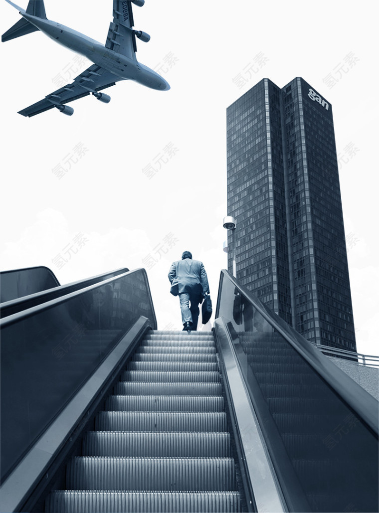 站在电梯顶端的人物