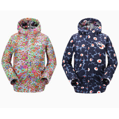 VILL中大童滑雪服