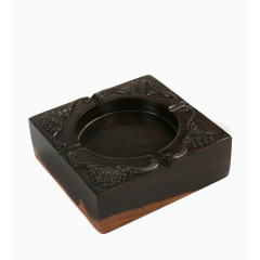 古色古香烟灰缸