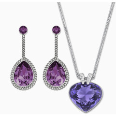 紫色砖石耳环和项链