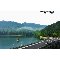 庐山芦林湖风