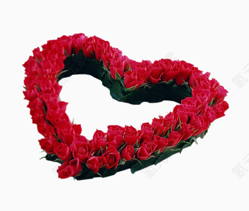 摆成心形的玫瑰花