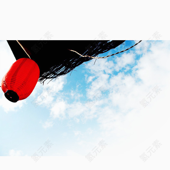 草屋房檐天空