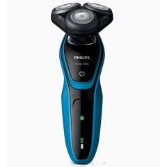 飞利浦充电式蓝色刮胡刀