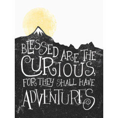 黑色英文填充山脉与火山