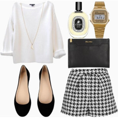 白色宽松七分袖上衣