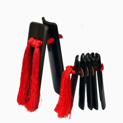 竖立着的黑色快板