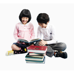 学习中的男孩女孩