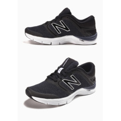 New Balance休闲鞋