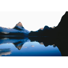 米尔福德峡湾旅游景点