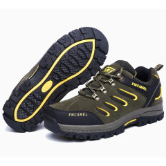 黑色登山鞋