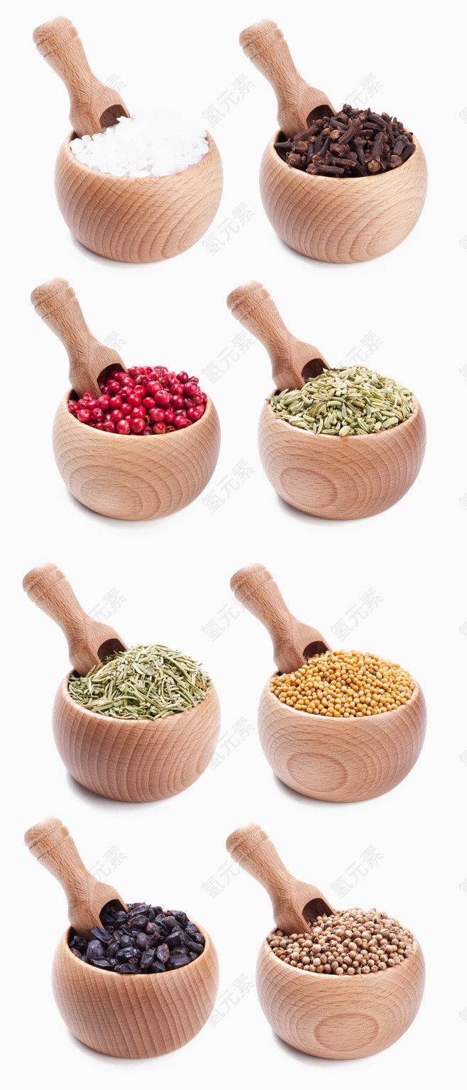 木碗装的调料香料