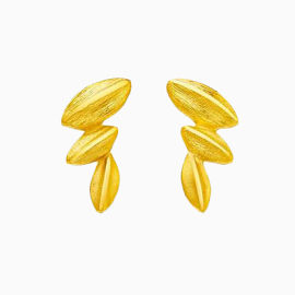 周大福丰芒黄金耳钉