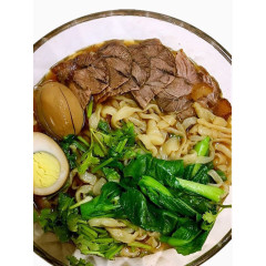 好吃的牛肉手擀面素材