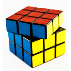 旋转的魔方
