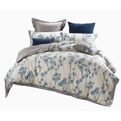 淡雅蓝色小花棉被