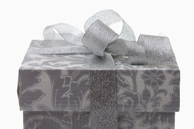 银色圣诞礼物