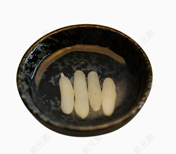 泡在水里的麦冬