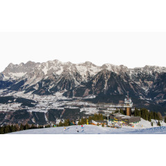 雪山下的滑雪场