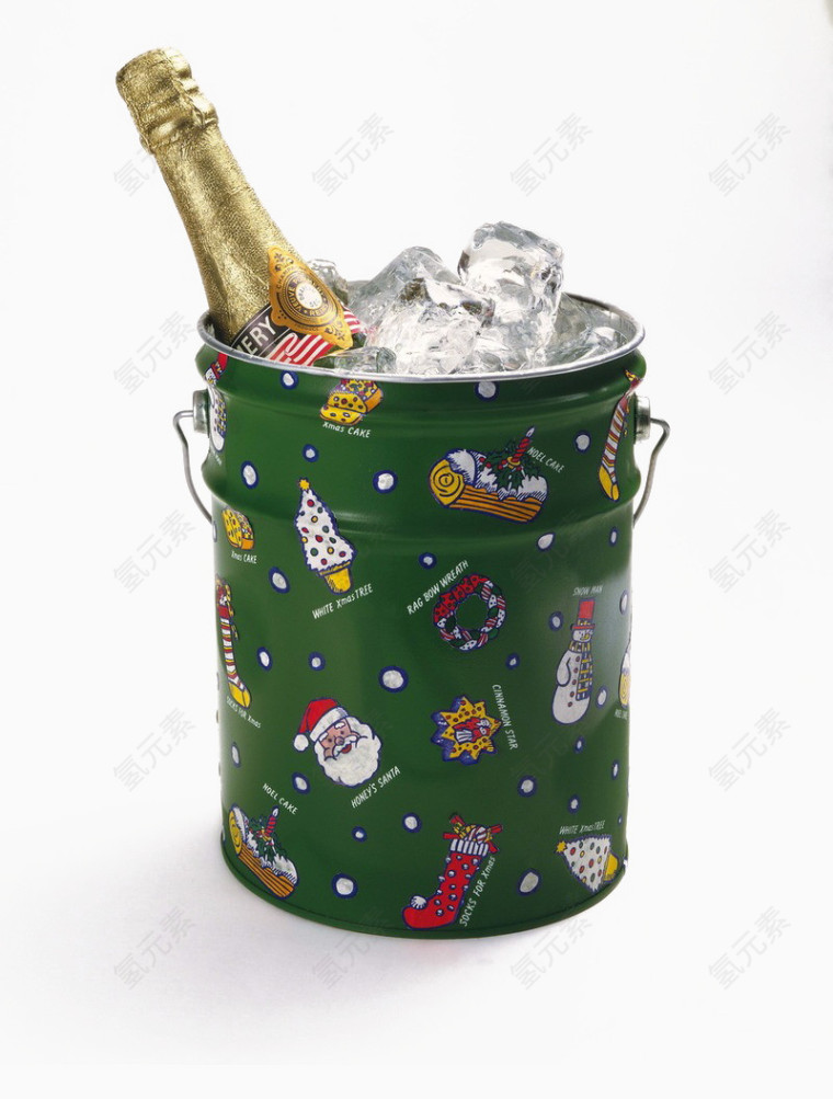 装在冰桶里的香槟