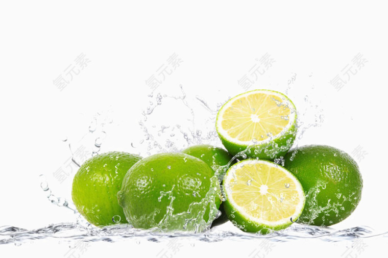 动感水花与新鲜水果