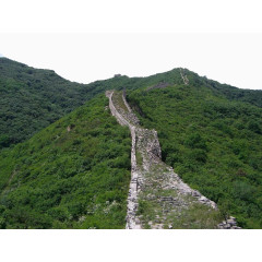 损毁的八达岭长城