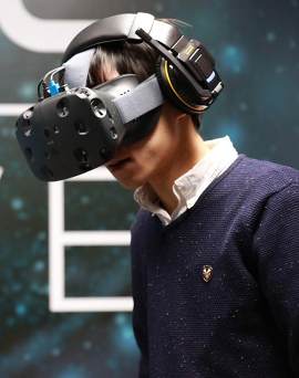 人图片_工人素材_一个人下载