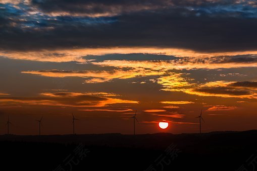 日落,太阳,windräder,云,森林,余辉,傍晚的天空,夕阳,天空